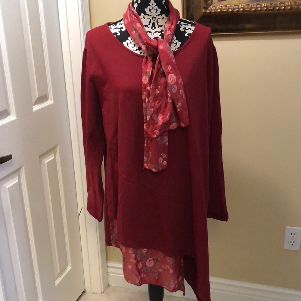 ❤️Shyloh Asymmetrical floral trimmed solid long sleeved, matching scarf tunic